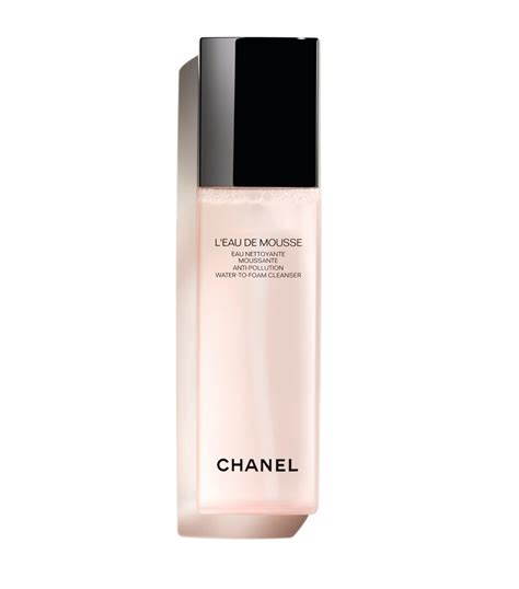 chanel l'eau de mousse anti-pollution water-to-foam cleanser